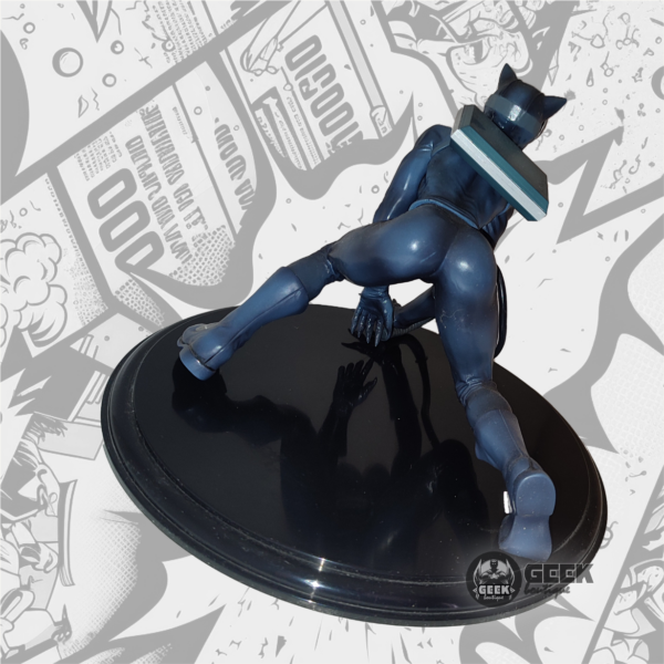 DC™ ArtFX Catwoman Statue - Image 3