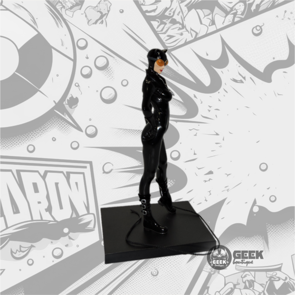 DC Comics™ Catwoman ArtFX Kotobukyia Figure - Image 3