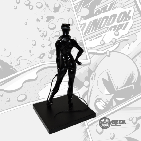 DC Comics™ Catwoman ArtFX Kotobukyia Figure - Image 4