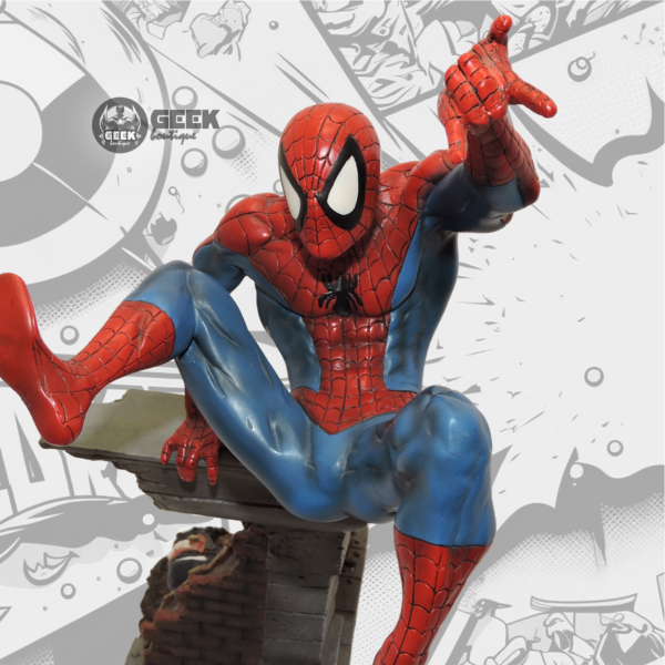 Marvel™ Limited Edition Spider-man Statue