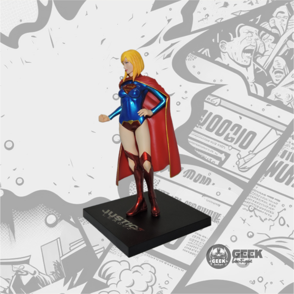DC Comics™ Supergirl ArtFX Figure - Image 5